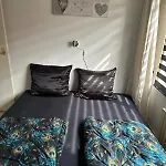 보트호텔 Woonboot De Dobber Loosdrechtse Plassen 4-8 Personen 루즈으레트