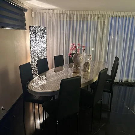 Botel Woonboot De Dobber Loosdrechtse Plassen 4-8 Personen