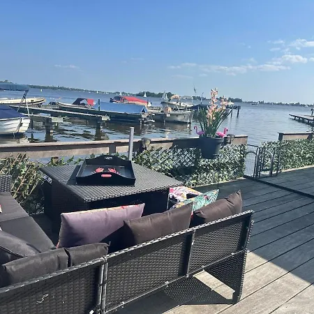 بوتيل Woonboot De Dobber Aan De Loosdrechtse Plassen 4-8 Personen لوستريشْت