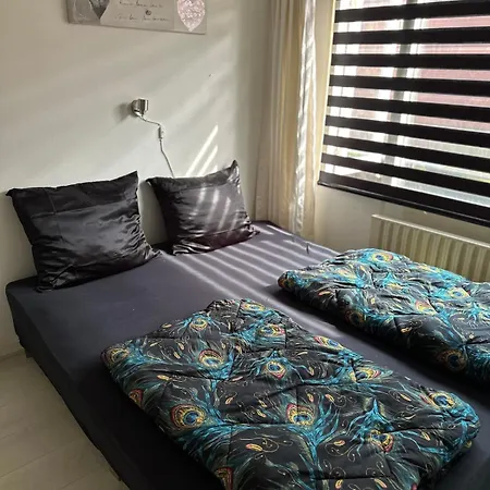 Botel Woonboot De Dobber Loosdrechtse Plassen 4-8 Personen