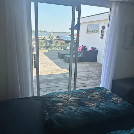 Woonboot De Dobber Loosdrechtse Plassen 4-8 Personen Botel *