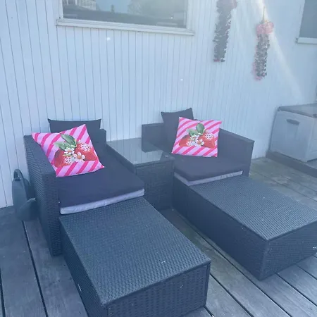 Woonboot De Dobber Loosdrechtse Plassen 4-8 Personen Botel Loosdrecht