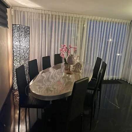 Woonboot De Dobber Loosdrechtse Plassen 4-8 Personen Botel Loosdrecht