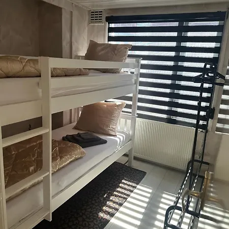 Woonboot De Dobber Aan De Loosdrechtse Plassen 4-8 Personen Bateau-hôtel