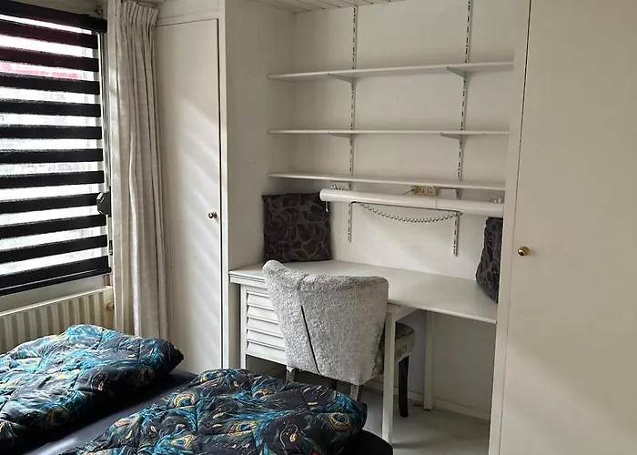 Woonboot De Dobber Loosdrechtse Plassen 4-8 Personen Båthotell Loosdrecht