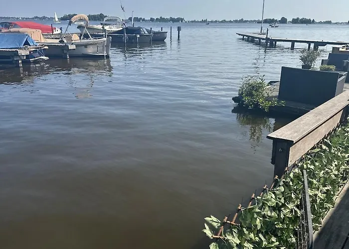 Woonboot De Dobber Loosdrechtse Plassen 4-8 Personen *