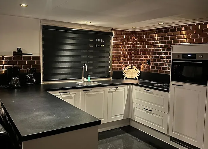 Båthotell Woonboot De Dobber Loosdrechtse Plassen 4-8 Personen Loosdrecht