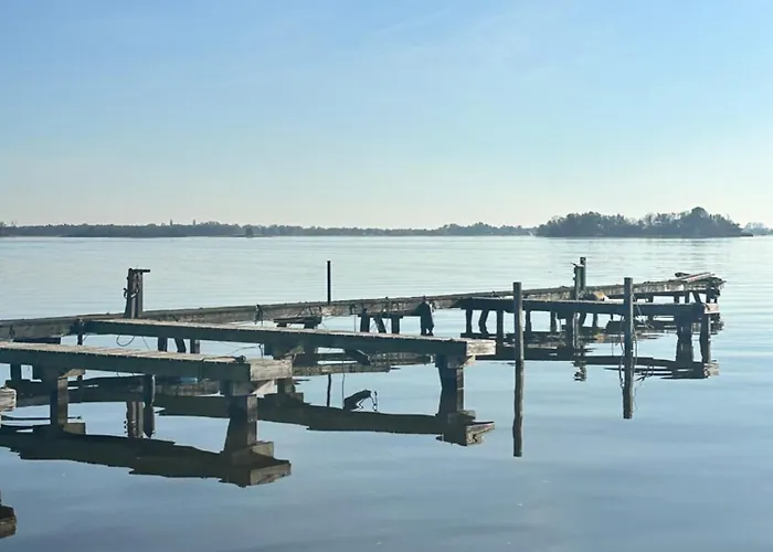 Woonboot De Dobber Loosdrechtse Plassen 4-8 Personen Båthotell Loosdrecht